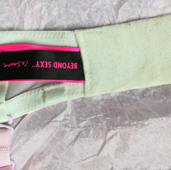 NWOT La Senza lace rhinestone push-up bra - Picture 3 of 5